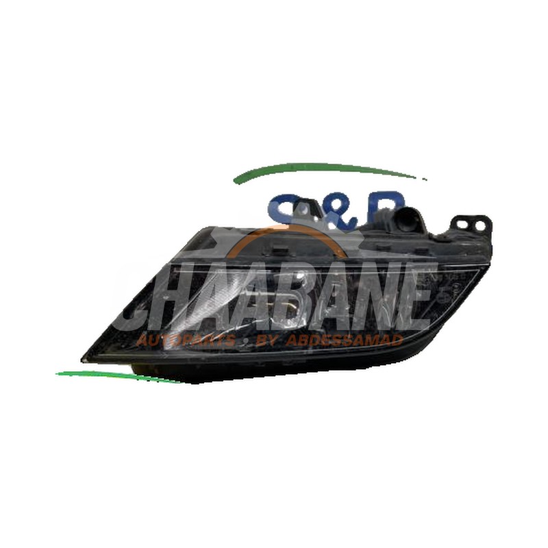 Anti brouillard droit 6J9941702A Seat Leon ST (5FF) 1.6 TDI Ecomotive 16V 2012 / 2020