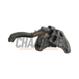 Support moteur 1K0199117AP Seat Leon ST (5FF) 1.6 TDI Ecomotive 16V 2012 / 2020