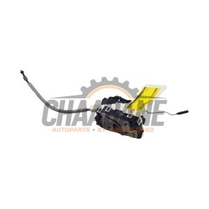Serrure arriere gauche A2047302735 Mercedes CLA (117.3) 1.6 CLA-180 16V