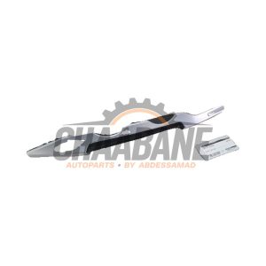 Bande decorative de tableau de bord 81B853190A Audi Q2 (GAB/GAG) 1.6 30 TDI 16V 2016