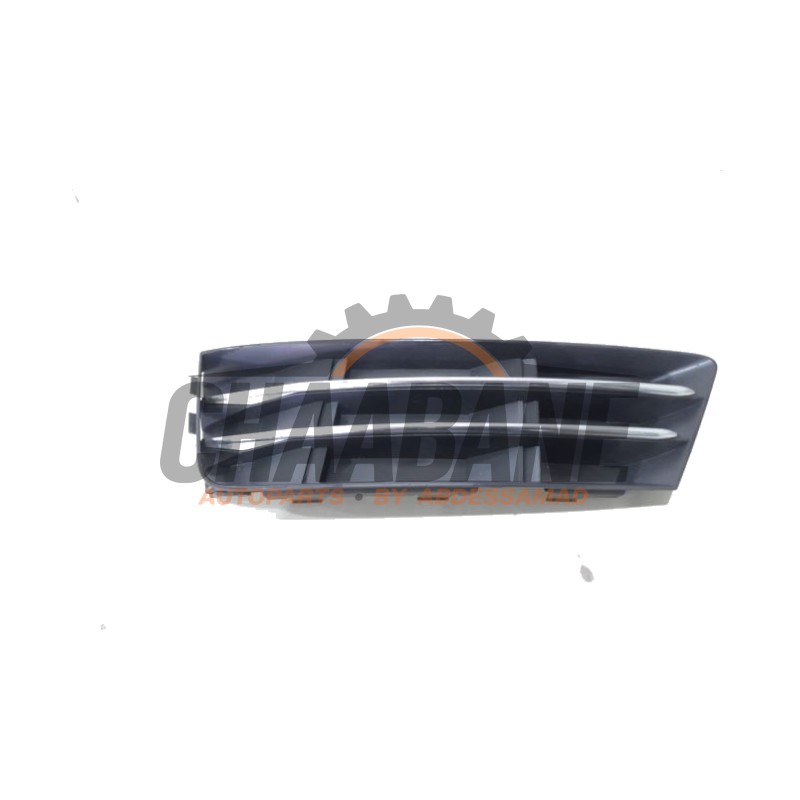 Pare-chocs grille 8W0807681R Audi A4 Avant (B9) 1.4 TFSI 16V 2015