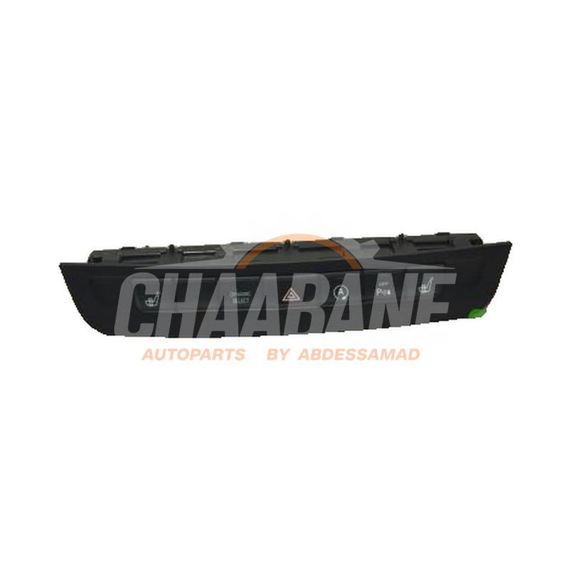 Commutateur eclairage durgence A2469057302 Mercedes CLA (117.3) 2.2 CLA-220 CDI, 220 d 16V