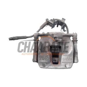Etrier avant gauche 0004216781 Mercedes CLA (117.3) 1.6 CLA-180 16V