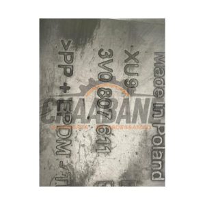 Pare-chocs plaque inferieure 3V0807611 Skoda Superb Combi (3V5) 2.0 TDI 2015 / 2024