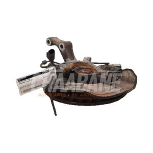 Fusee avant gauche A2463320100 Mercedes GLA (156.9) 1.6 180 16V