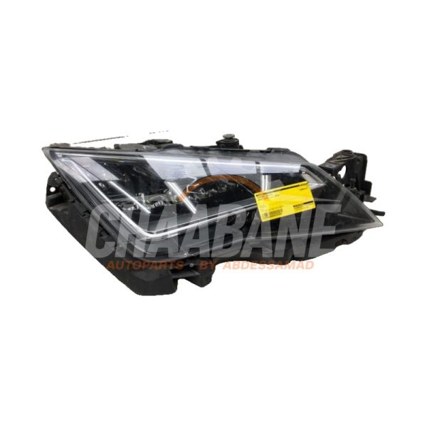 Optique avant principal droit 5F0941472 Seat Leon ST (5FF) 1.4 TSI ACT 16V 2012 / 2020