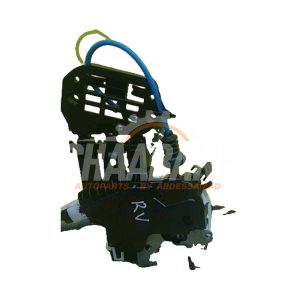 Serrure avant droite A1667200635 Mercedes GLA (156.9) 2.2 220 d 16V
