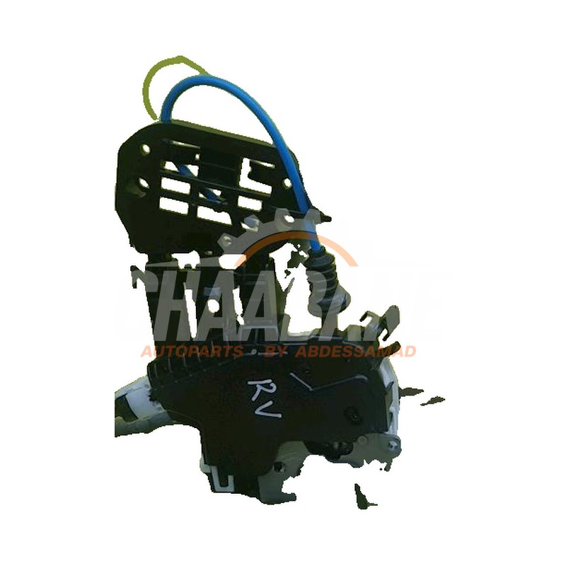 Serrure avant droite A1667200635 Mercedes GLA (156.9) 2.2 220 d 16V