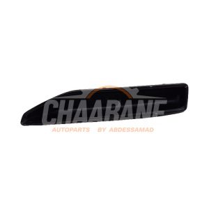 Pare-chocs grille 83A807833 Audi Q3 (F3B) 1.5 35 TFSI 16V Mild Hybrid 2018