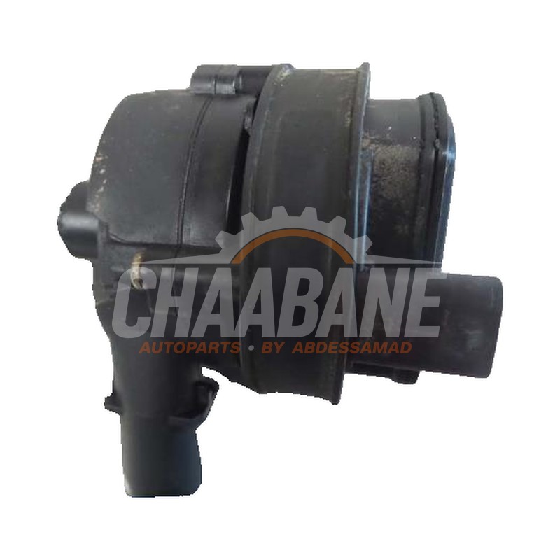 Pompe a eau A0005000686 Mercedes CLA