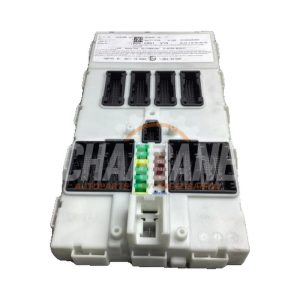 Boite a fusibles 680856602 BMW 2 serie Active Tourer (F45) 218d 2.0 TwinPower Turbo 16V 2013 / 2021