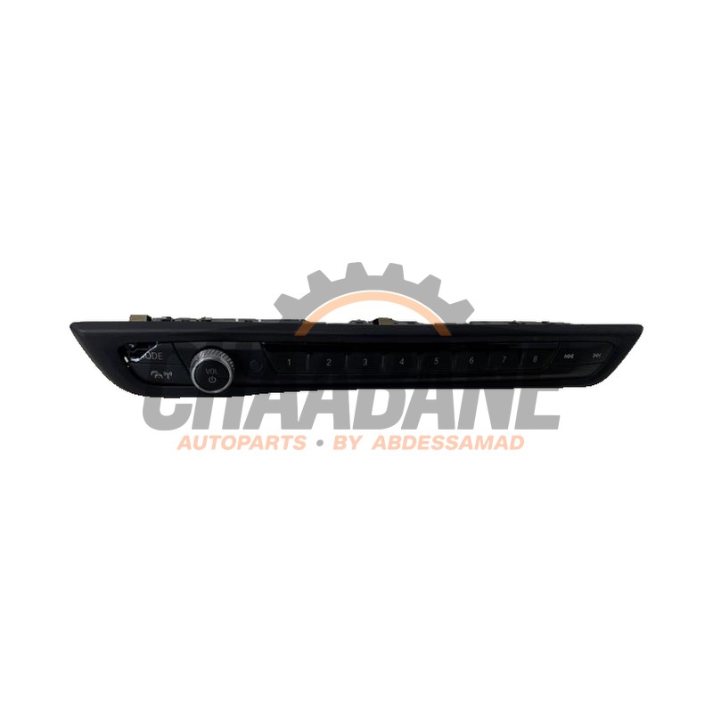 Panneau commande radio 794933905 BMW 1 serie (F40) 118d 2.0 16V 2019