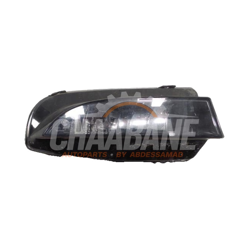 Feu antibrouillard avant droit 8T0941700F Audi A5 2024