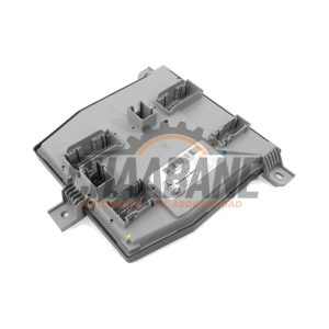 Boite a fusibles A2139014103 Mercedes E (W213) E-200d 2.0 Turbo 16V
