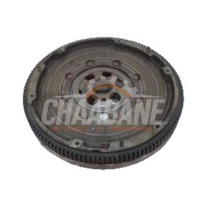Volant moteur 04C105266L Skoda Karoq 2017