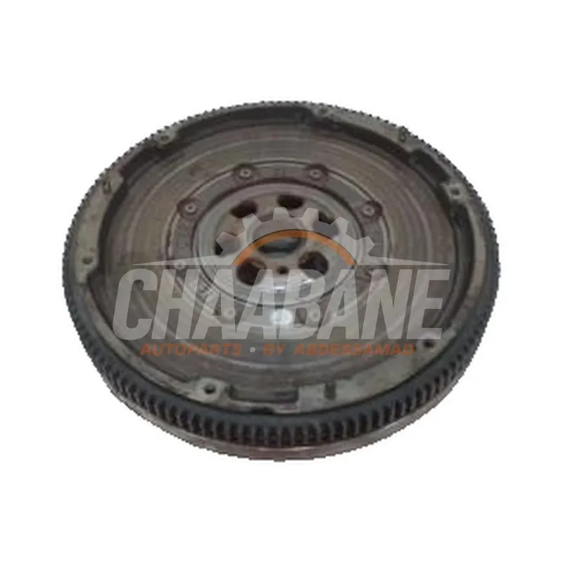 Volant moteur 04C105266L Skoda Karoq 2017