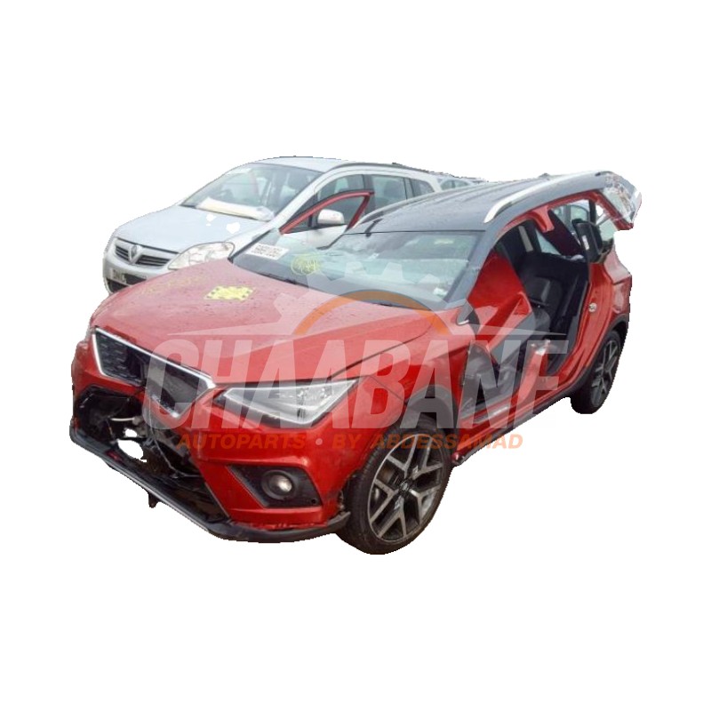 Optique avant principal gauche SCHADE Seat Arona (KJX) 1.0 TSI 12V 2017