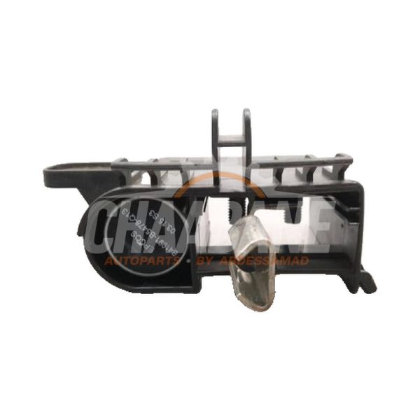 Porte fusible 1K0937517 Audi RS 3 Sportback (8VA/8VF) 2.5 TFSI 20V Quattro Performance 2015 / 2020