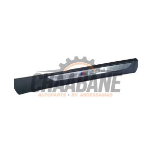 Bande decorative 51437284558 BMW X6 (F16) M50d 3.0 24V 2014 / 2019