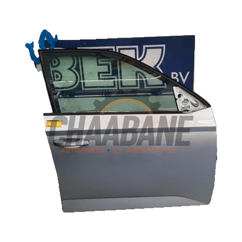 Porte avant droite Skoda Fabia III (NJ3) 1.0 TSI 12V 2014 / 2021