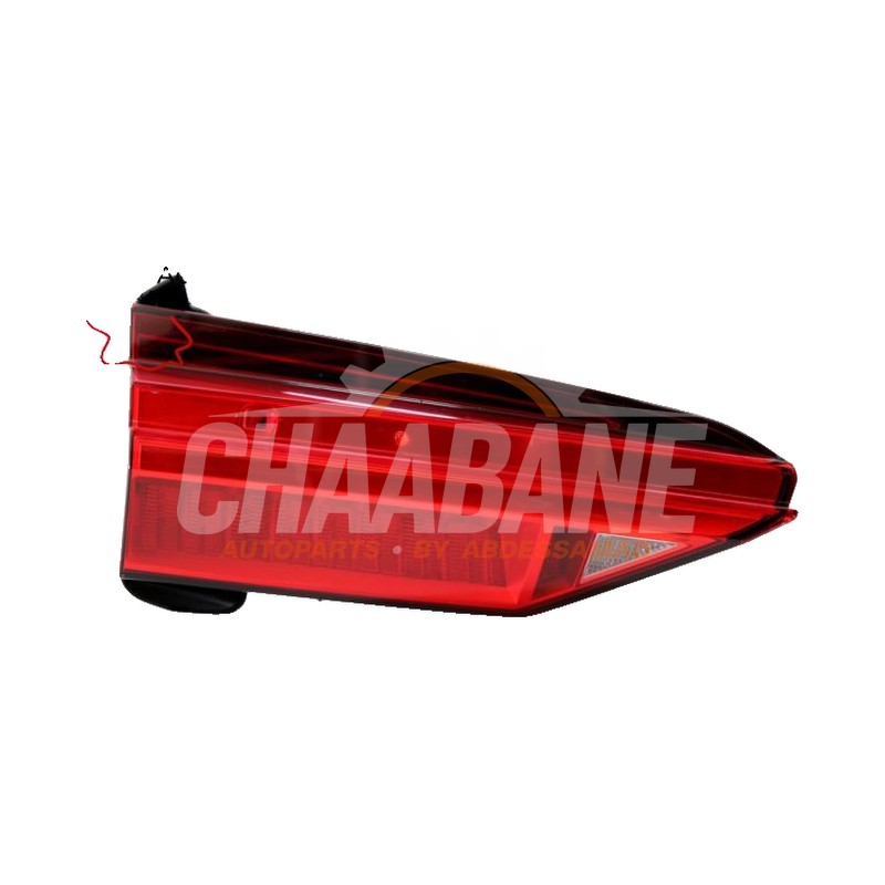 Feu arriere secondaire gauche 4K5945075 Audi A6 (C8) 2018