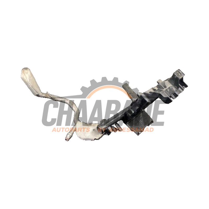 Tube deau A1330900241 Mercedes A-Klasse AMG (W176) 2.0 A-45 AMG Turbo 16V 4-Matic