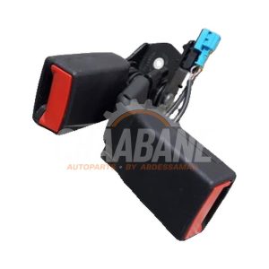 Insertion ceinture de securite arriere droite A1768600469 Mercedes GLA (156.9) 2.2 200 CDI, d 16V