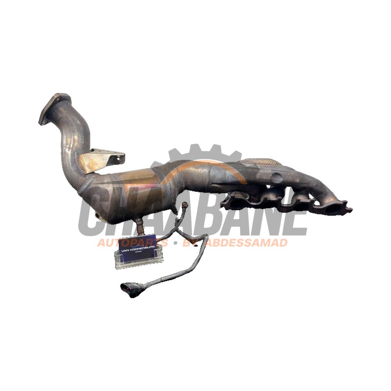 Collecteur d echappement + catalyseur 8T0131703A Audi RS 5 (8F7) 4.2 V8 32V 2013 / 2015