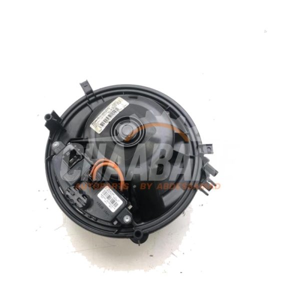 Moteur de ventilation chauffage 5Q1819021F Skoda Octavia Combi (5EAC) 2.0 TDI RS 16V 2012 / 2020