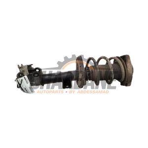 Amortisseur avant droit A1563232000 Mercedes GLA (156.9) 2.2 200 CDI, d 16V