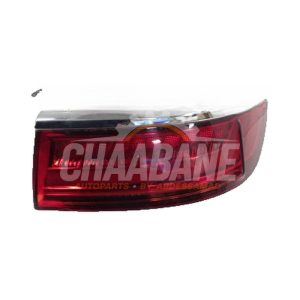 Feu arriere secondaire droit 4N0945092B Audi S8 2019