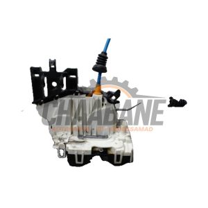 Serrure avant gauche A1667200135 Mercedes CLA (117.3) 1.6 CLA-200 16V