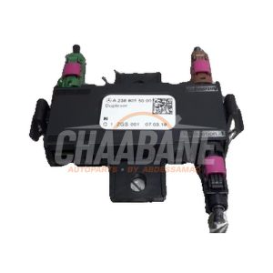 Antenne amplificateur A2389055000 Mercedes C AMG (C205) 4.0 C-63 S AMG V8 Biturbo