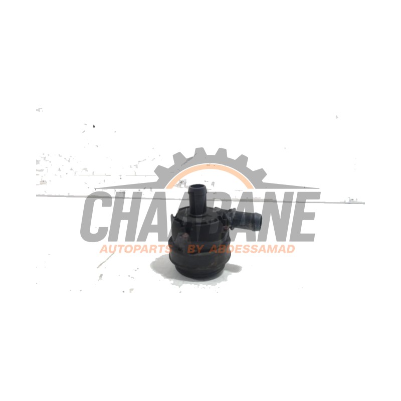 Pompe a eau A0005000686 Mercedes CLA