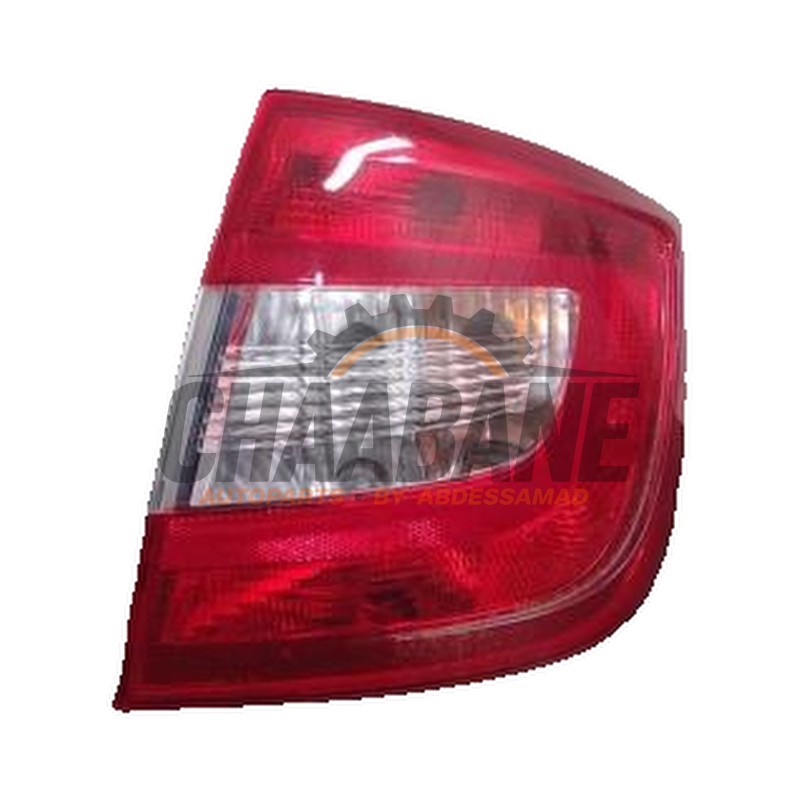 Feu arriere droit 5JH945096 Skoda Rapid 1.6 TDI 2012 / 2022