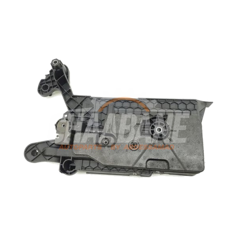 Boitier de batterie 5Q0915331K Seat Leon (5FB) 1.6 TDI Ecomotive 16V 2012 / 2020