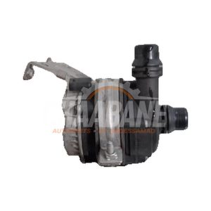 Pompe a eau supplementaire A0005002686 Mercedes C-Klasse AMG (W205) C-43 AMG 3.0 V6 24V Turbo 4-Matic