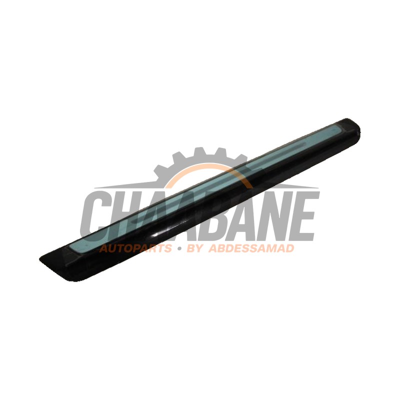 Marche-pied (list de couverture) gauche 83A853373A9B9 Audi Q3 (F3B) 2.0 35 TDI 16V 2018