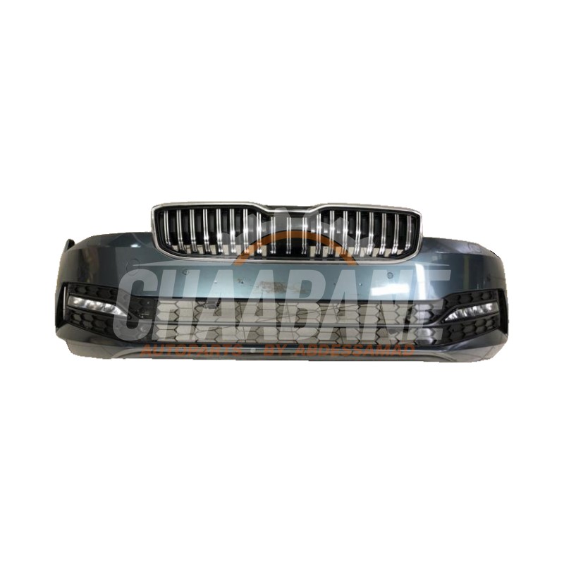 Pare choc avant 3V0807218E Skoda Superb Combi (3V5) 1.5 TSI Evo 16V 2015 / 2024