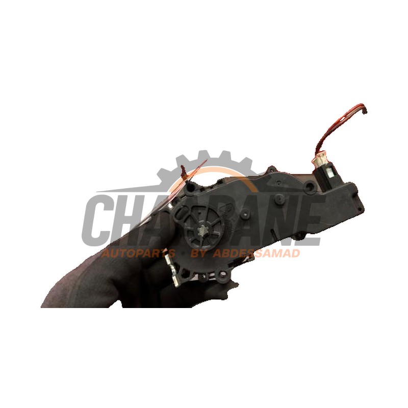 Moteur fermeture auxiliaire hayon A2047500060 Mercedes C AMG (C205) 4.0 C-63 S AMG V8 Biturbo