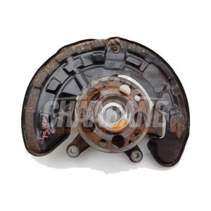 Fusee avant gauche A1763300500 Mercedes A (W176) 2.0 A-250 Turbo 16V