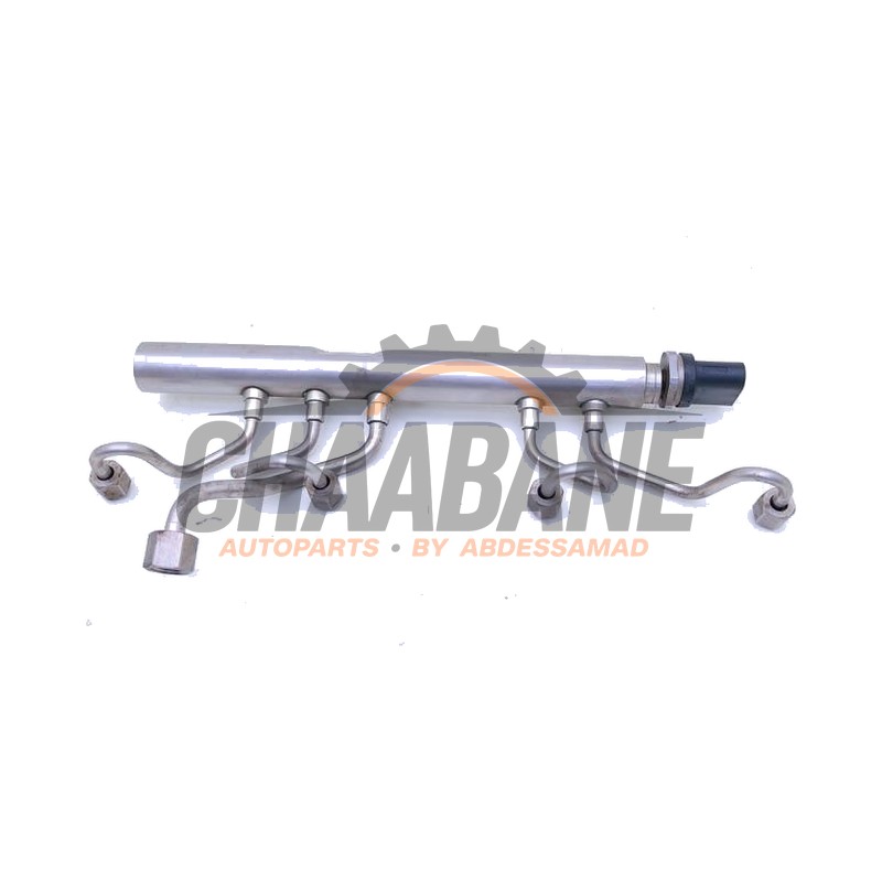 Distributeur de carburant 1353764215502 BMW M6 (F13) 4.4 V8 32V TwinPower Turbo 2012 / 2017