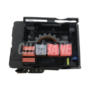 Porte fusible 2239061402 Mercedes C Estate (S206) C-220d 2.0 Turbo 16V