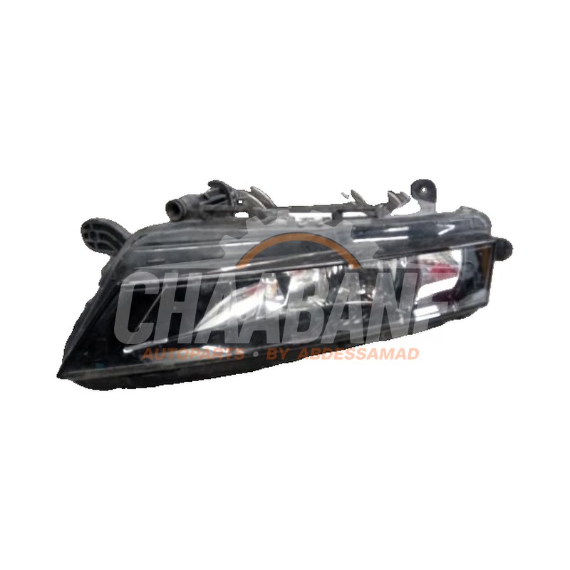 Feu antibrouillard avant droit 5E0941700F Skoda Octavia 2012 / 2020
