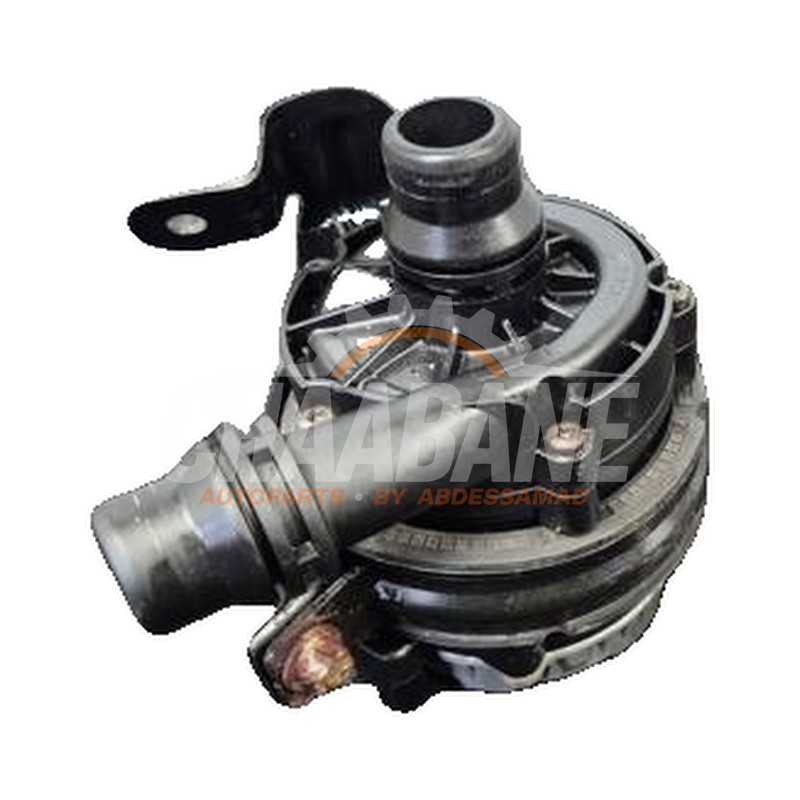 Pompe a eau supplementaire A0005002686 Mercedes A-Klasse AMG (W176) 2.0 A-45 AMG Turbo 16V 4-Matic