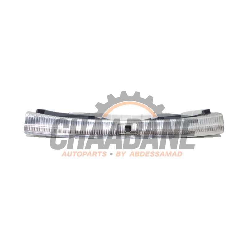 Couverture capteur serrure arriere 8W9864483B Audi A4 Avant (B9) 2.0 TDI 16V 2015