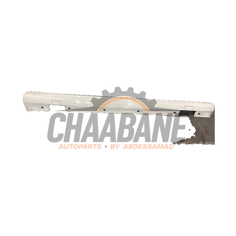 Jupe gauche 001176882 Mercedes CLA (117.3) 1.6 CLA-180 16V