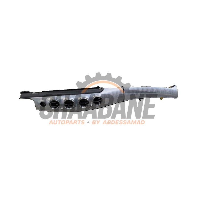 Bande decorative de tableau de bord A2136809204 Mercedes E Estate (S213) E-200d 1.6 Turbo 16V