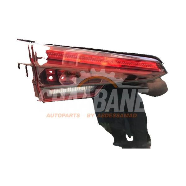 Feu arriere secondaire gauche 8W5945093C Audi A4 (B9) 1.4 TFSI 16V 2015