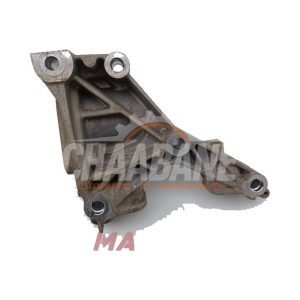 Support moteur A2822232600 Mercedes A (177.0) 1.3 A-180 Turbo 16V